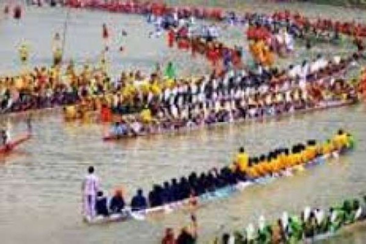 Pemkab Kuantan Singingi perkenalkan Festival Pacu Jalur di Bukittinggi