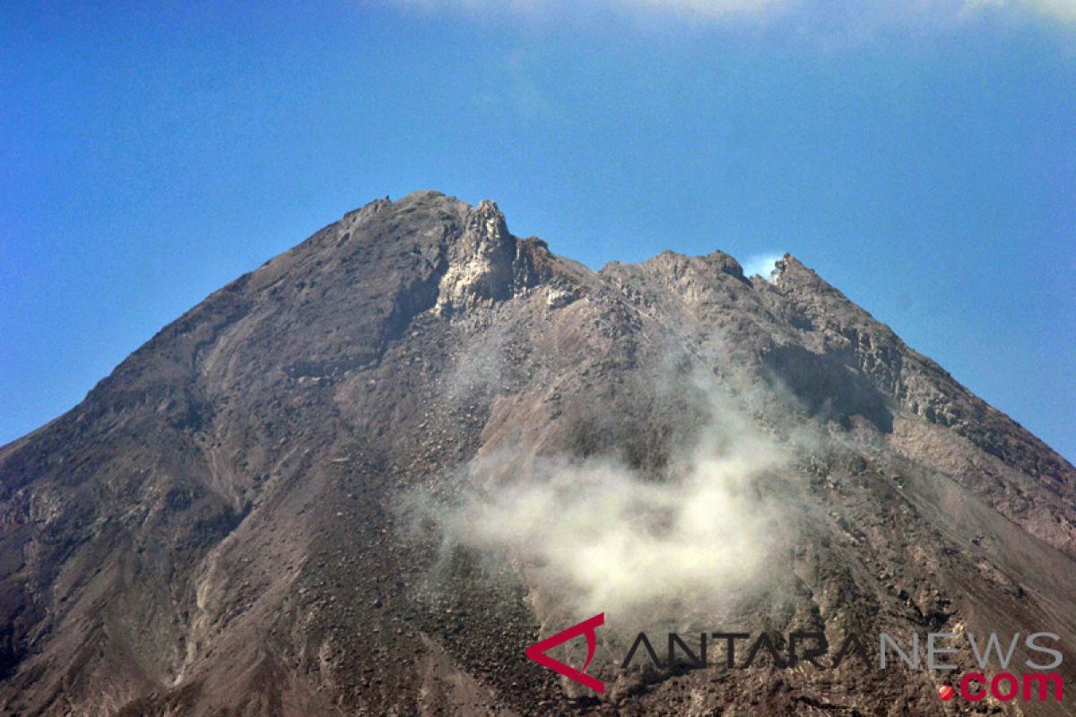 Cuaca Gunung Merapi cerah