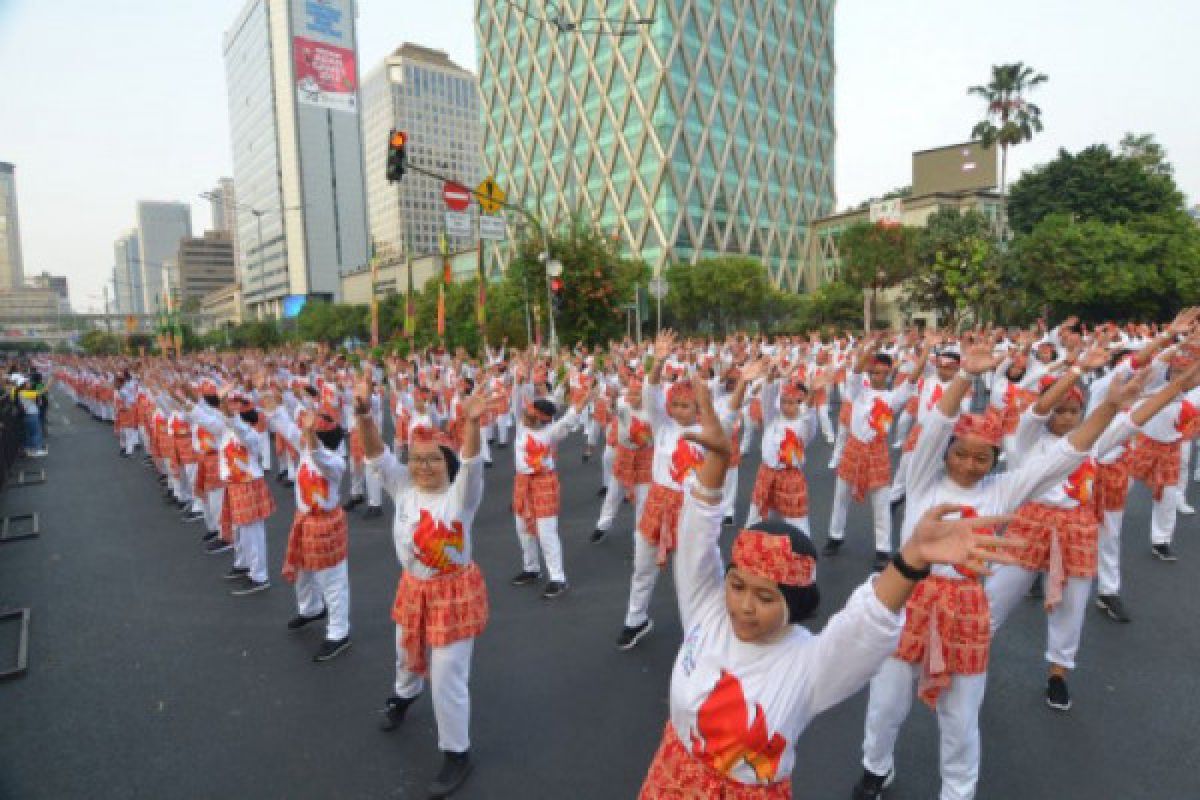 Sebanyak 65.000 orang berupaya pecahkan rekor dunia poco-poco