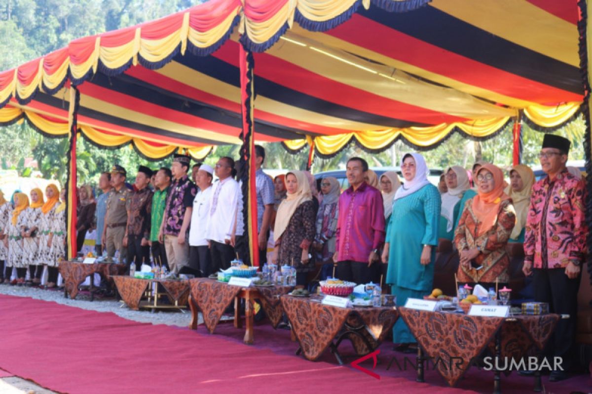 Tim provinsi nilai Posyandu Teratai II Tanjung Gadang