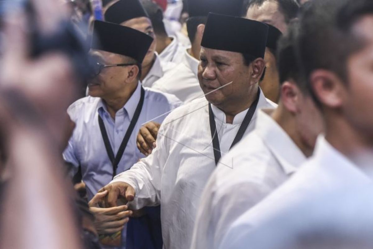 Prabowo Subianto-Sandiaga Uno daftarkan diri ke KPU