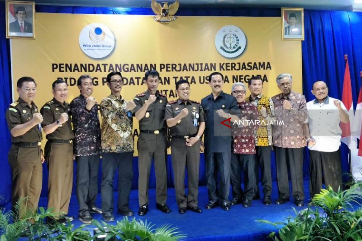 Tandatangani Kesepakatan, PWU-Kejati Jatim Jalin Kerja Sama