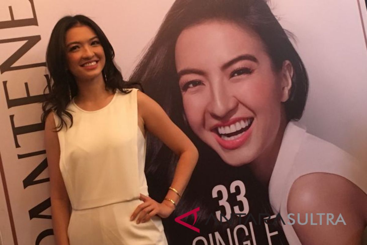 Raline Shah bingung jawab pertanyaan kapan menikah