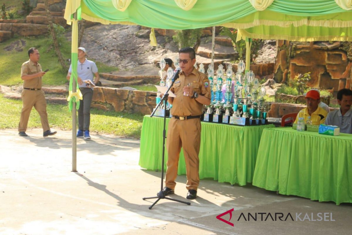 Sekda buka festival olahraga tradisional