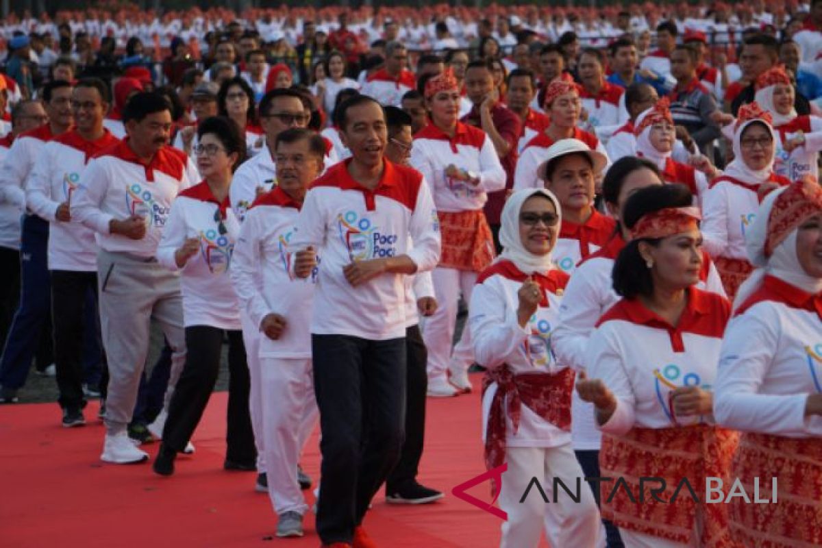 Presiden ikut aksi pemecahan rekor poco-poco