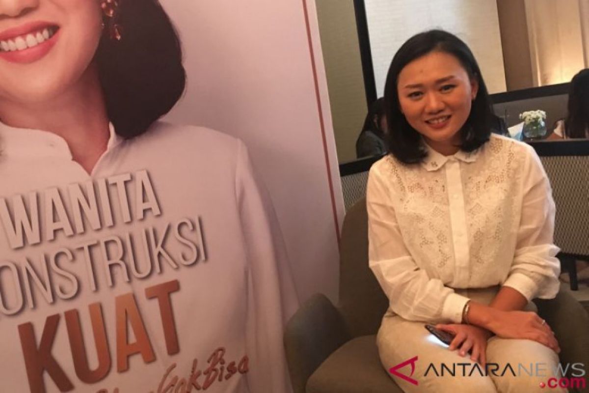 Silvia Halim bersikap tegas hadapi kontraktor dan pekerja laki-laki