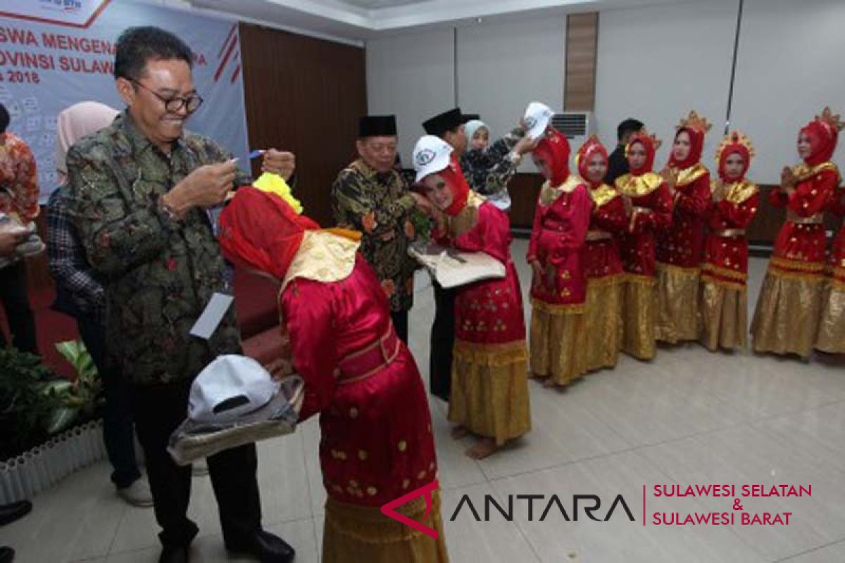 BUMN hadir - Bupati Mamuju sambut 26 siswa asal Bengkulu