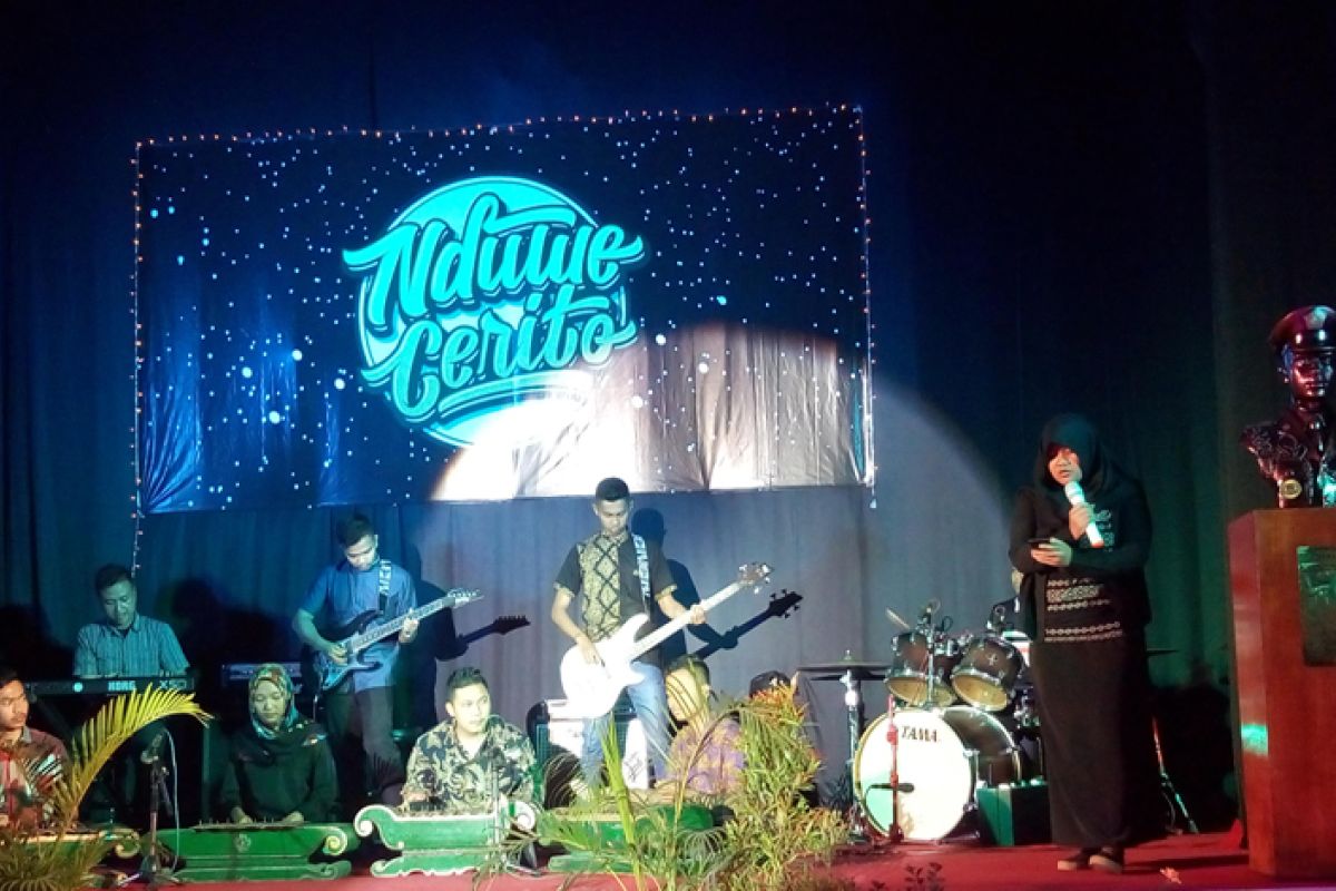 "Nduwe Cerito" sukses padukan band dan gamelan di STPP Magelang