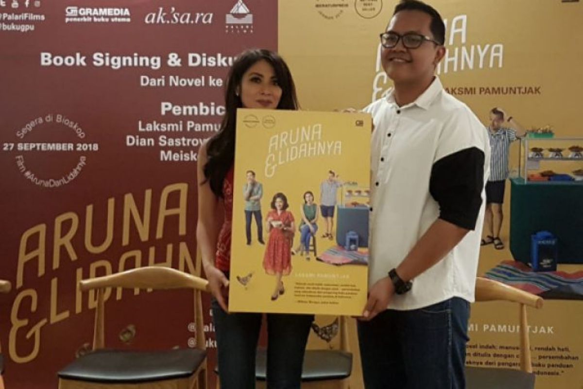 Ini alasan Laksmi Pamuntjak mendedikasikan "Aruna dan Lidahnya" untuk suami