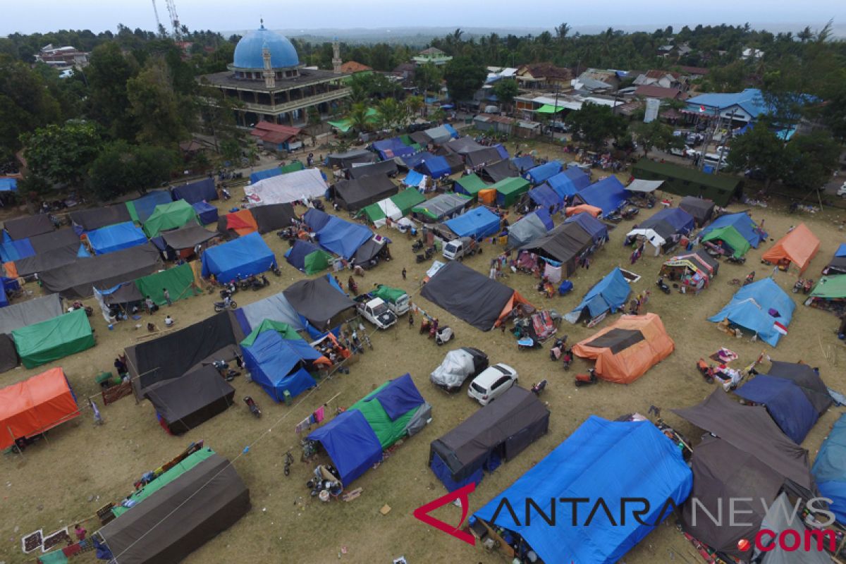 Pengungsi di Mataram mulai berkurang