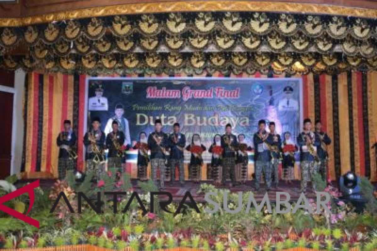 Generasi muda Sijunjung dibekali nilai adat dan budaya