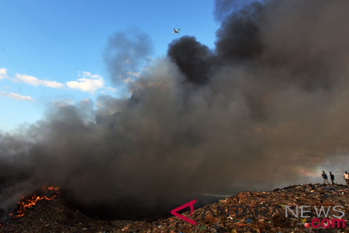 TPA sampah Mrican Ponorogo terbakar