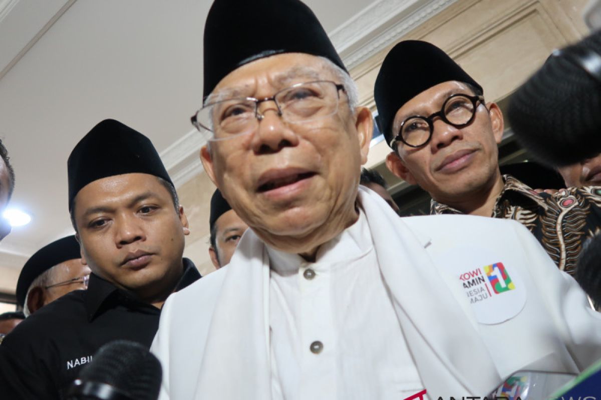 KH Ma'ruf Amin terima sejumlah tamu