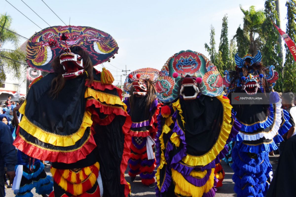 Ponorogo Gelar Parade Budaya Guna Lesarikan Budaya (Video)