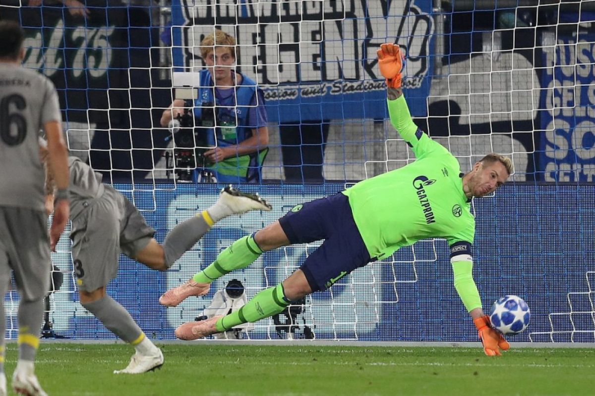 Porto dapat dua penalti tapi hanya imbangi Schalke 1-1