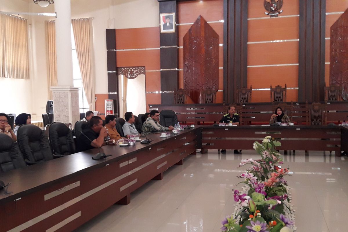 Dewan Tabalong siapkan Raperda pelayanan Ketenagakerjaan