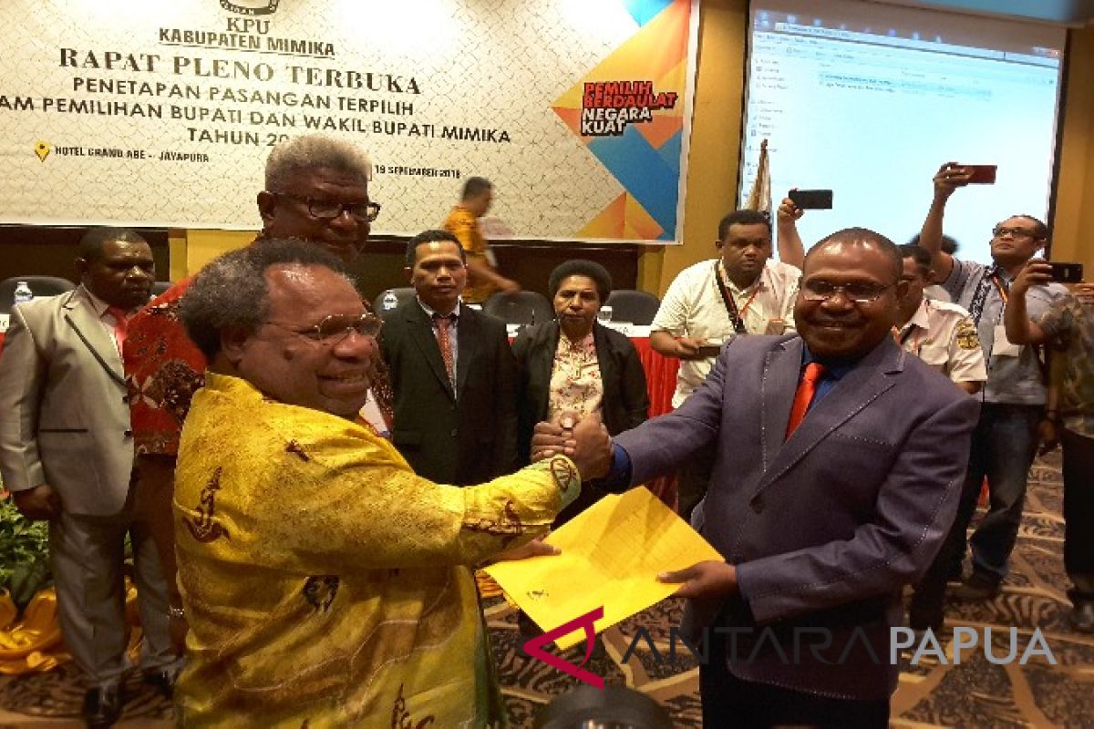 KPU Papua tetapkan Bupati-Wabup Mimika terpilih