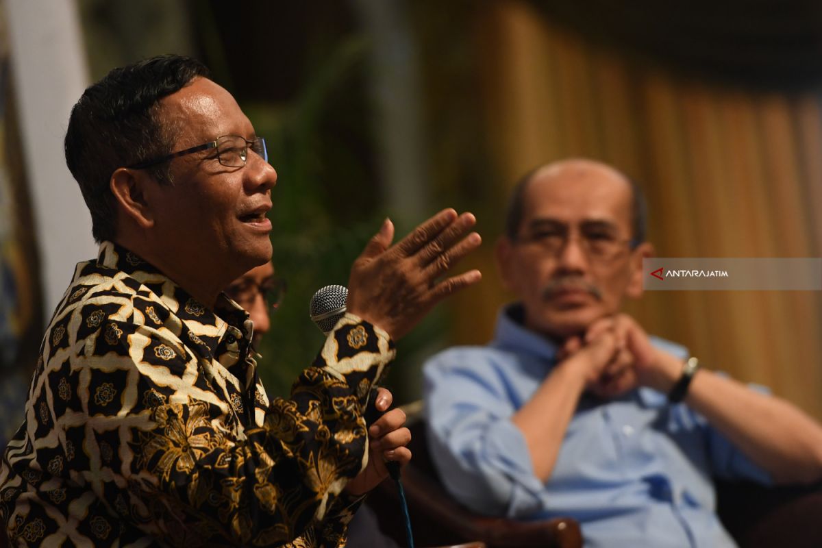 Mahfud MD: Hukum di Indonesia Amburadul