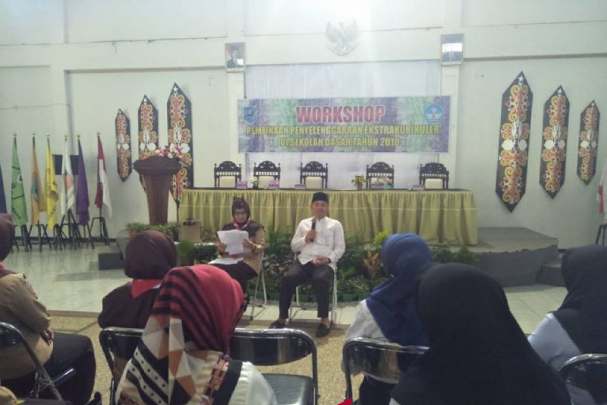 Syamsuri Arsyad berikan arahan workshop Pramuka HSS