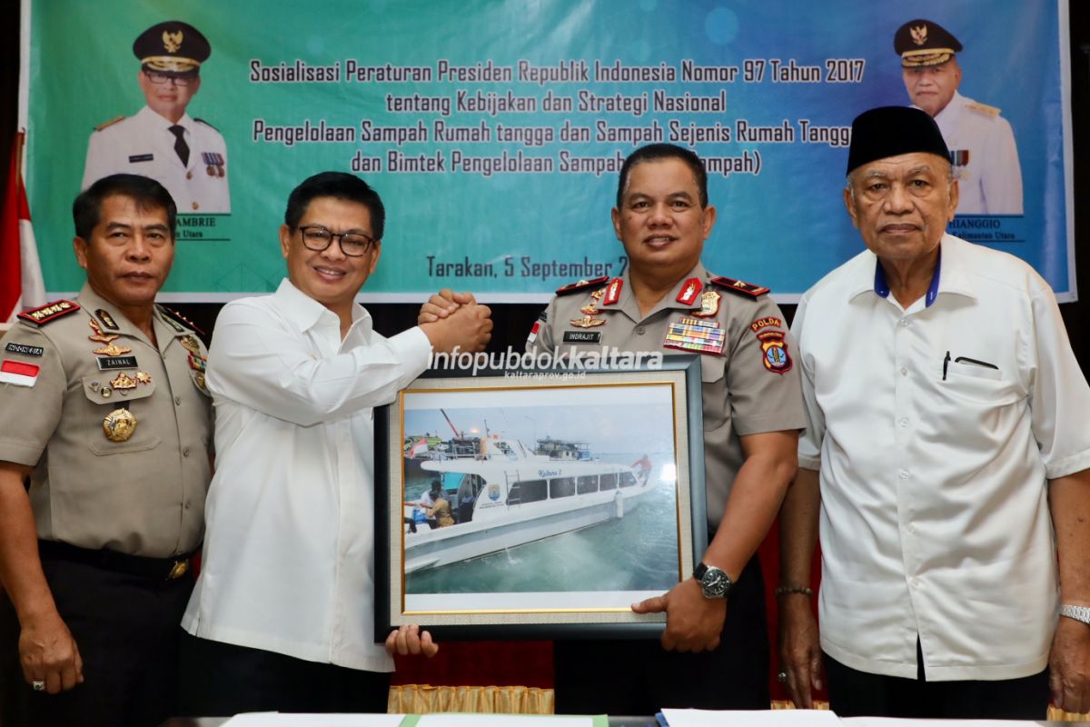 Pemprov Hibahkan Speedboat Kaltara 3 ke Polda