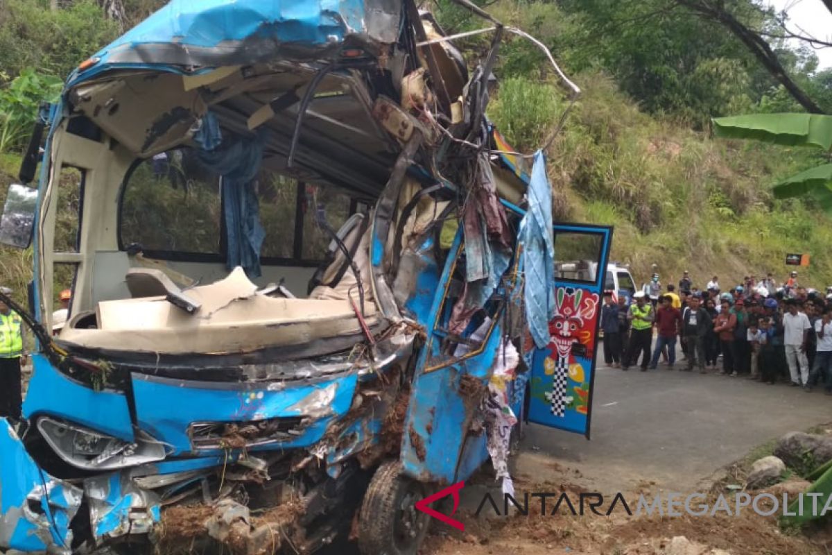 Bus sempat dua kali rusak sebelum kecelakaan