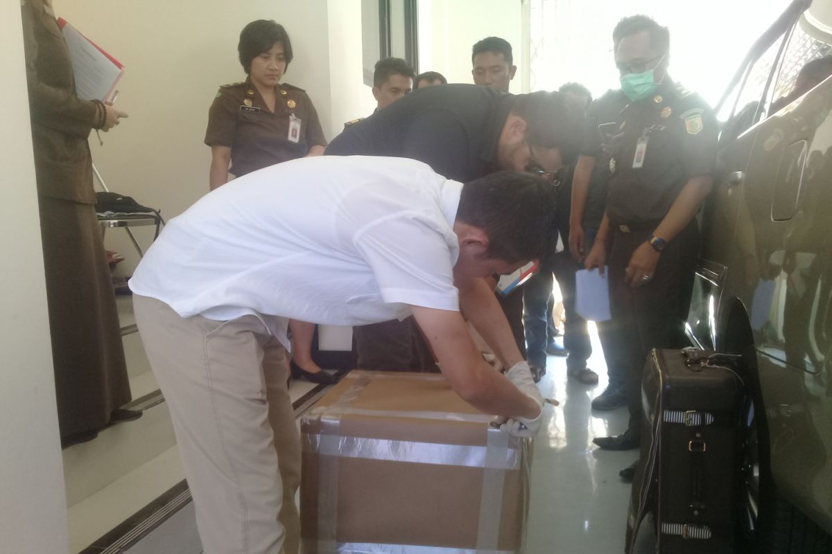 Kejari Denpasar terima pengembangan barang bukti pembunuhan