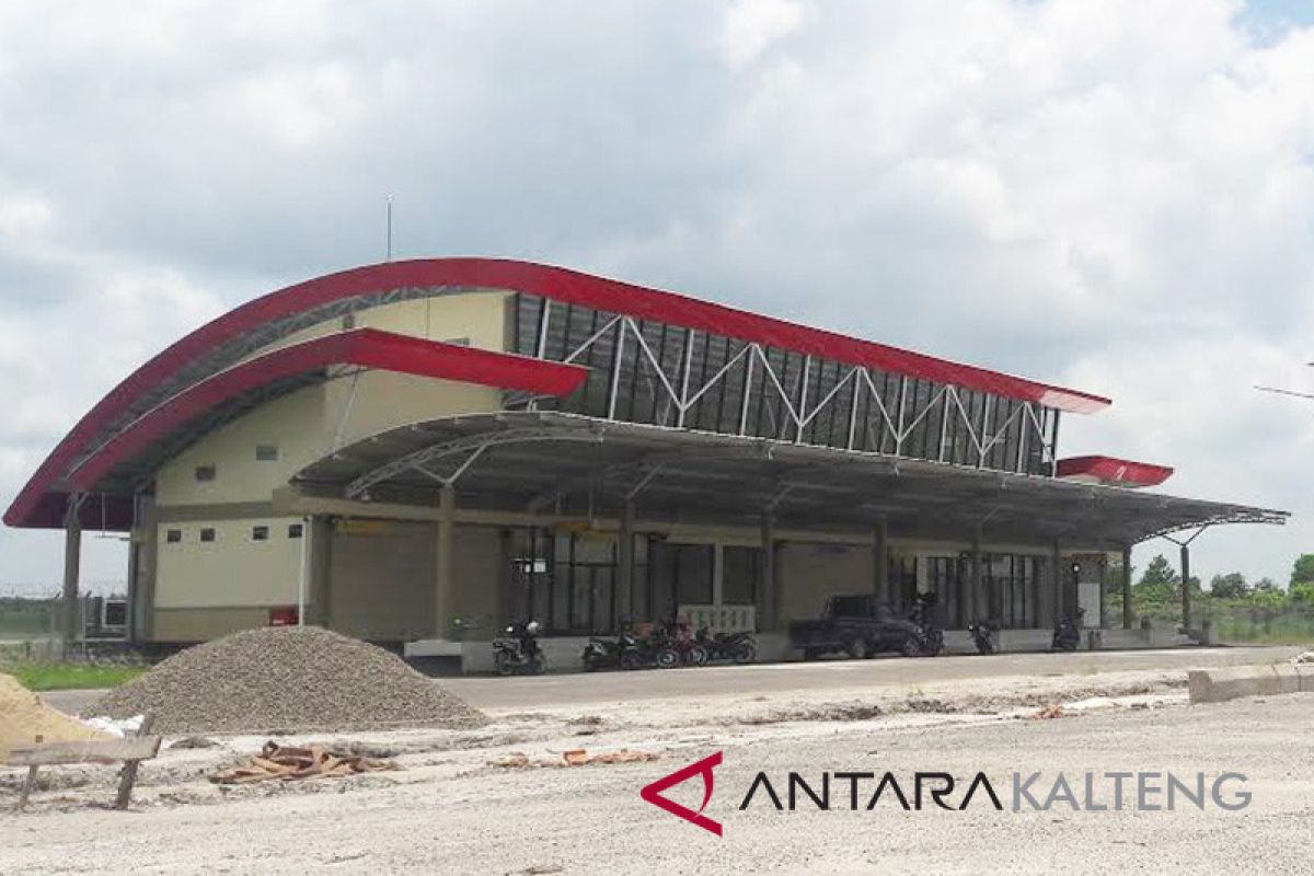 Landasan pacu Bandara Kuala Pembuang diperpanjang
