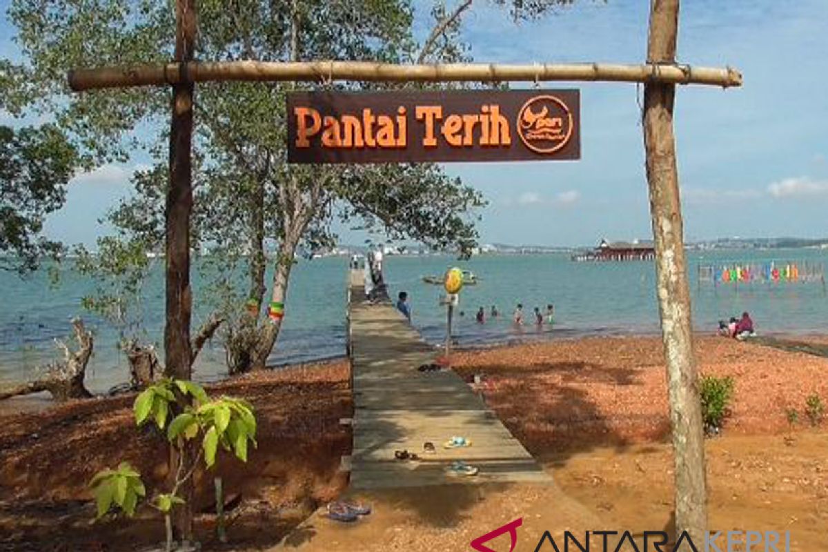 Pemkot Batam lengkapi infrastruktur wisata Kampung Terih