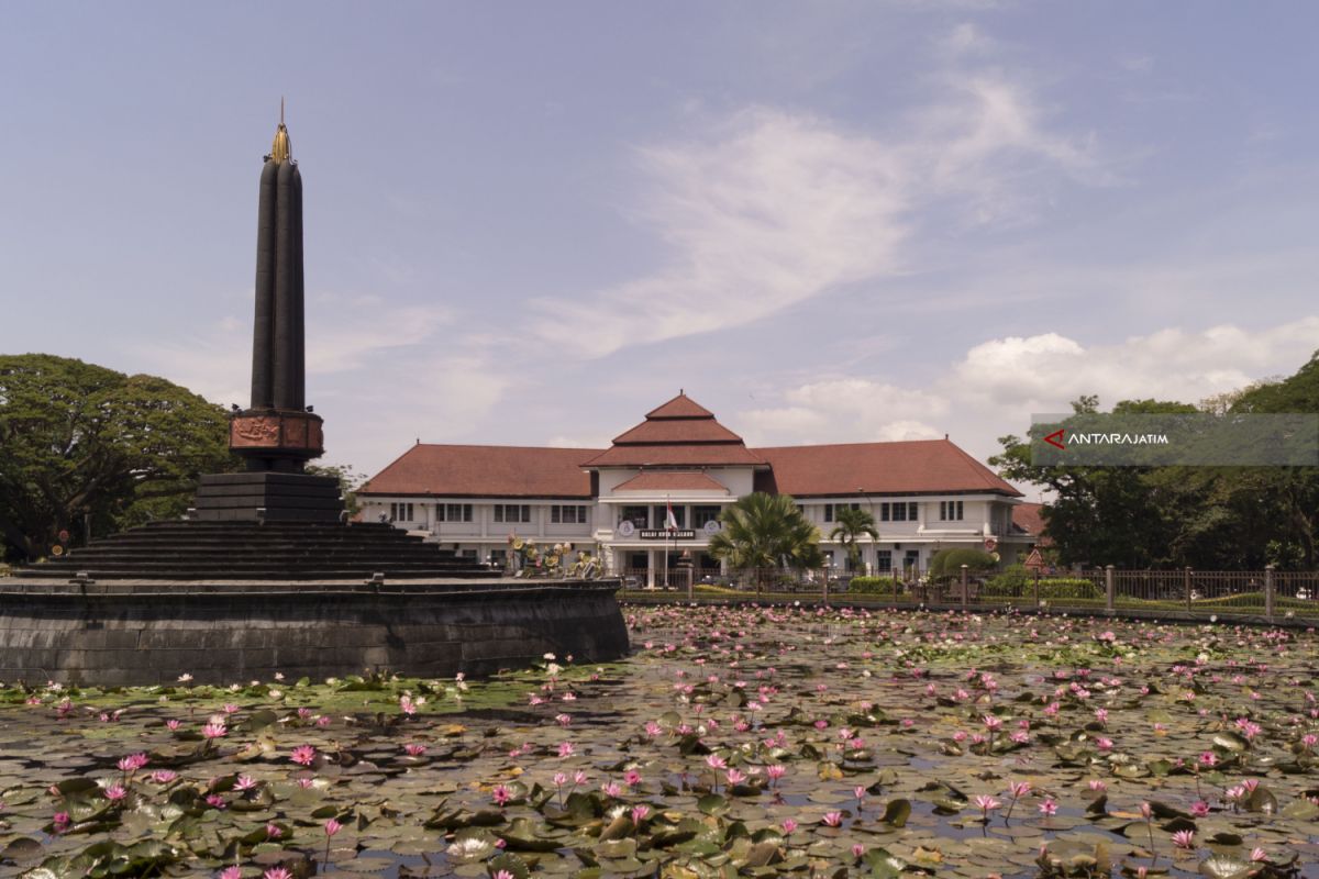 Kota Malang Percontohan Pembuatan Pedoman Kelurahan KB