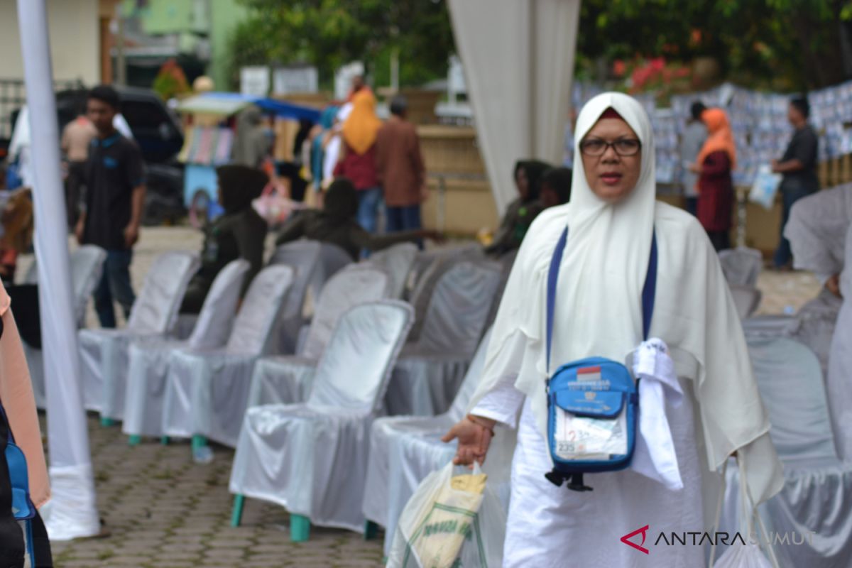 Jemaah Haji kloter 14 asal Padangsidimpuan tiba di Kampung Halaman