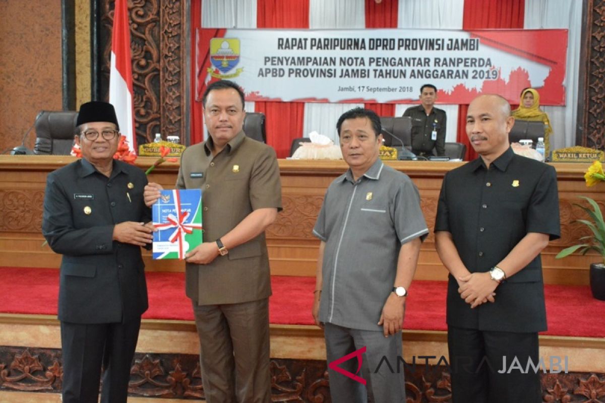 DPRD terima nota pengantar RAPBD 2019