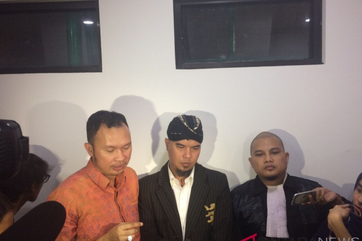 Ahmad Dhani tegaskan cuitannya bebas hoax