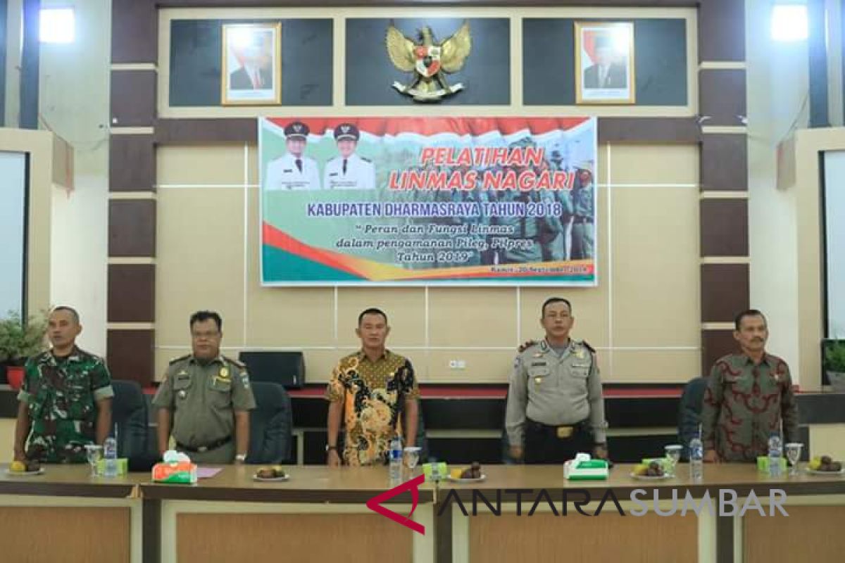 Pemkab Dharmasraya latih kemampuan bertugas ratusan anggota Linmas