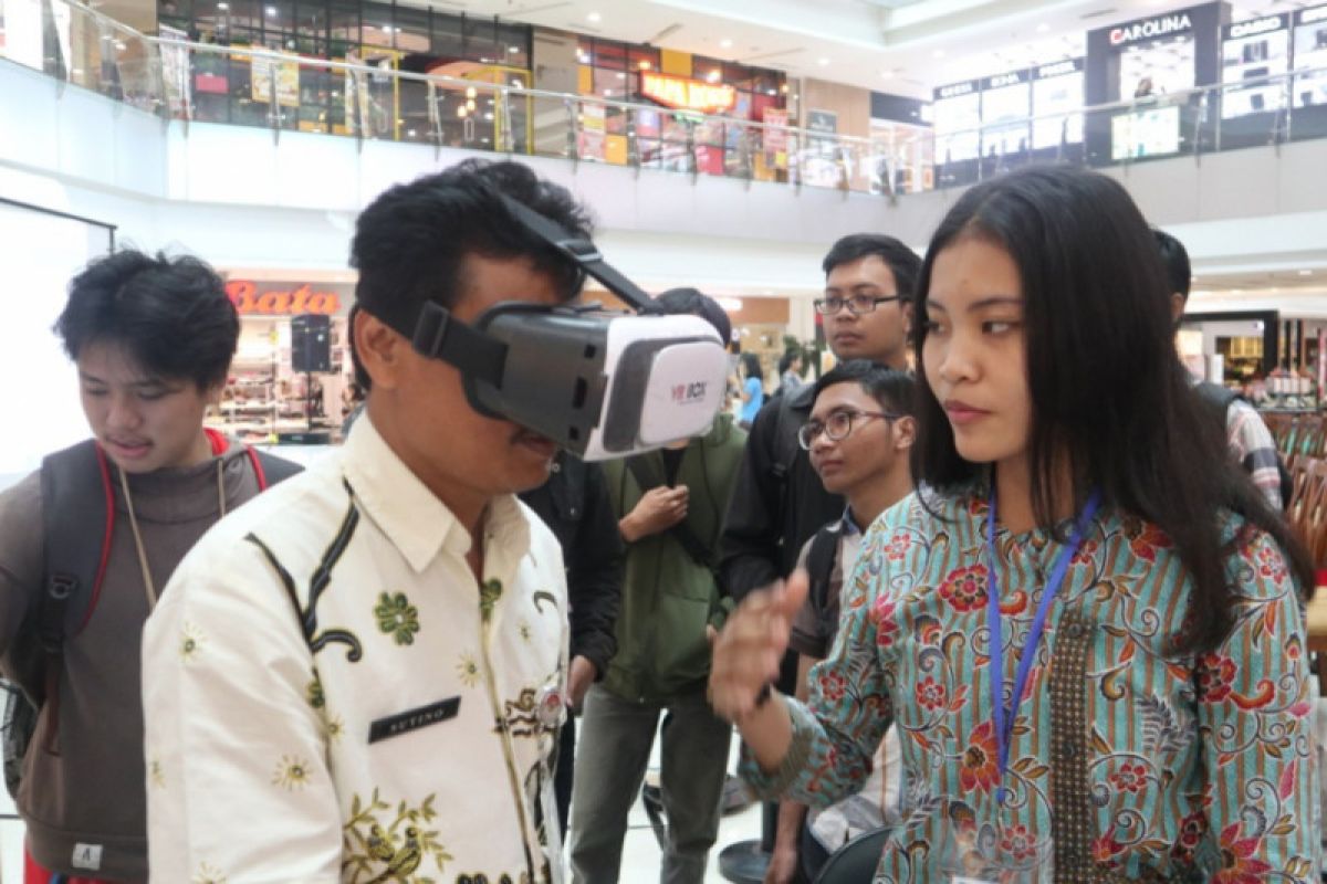 "Smart IT Fest" kenalkan produk mahasiswa UNS