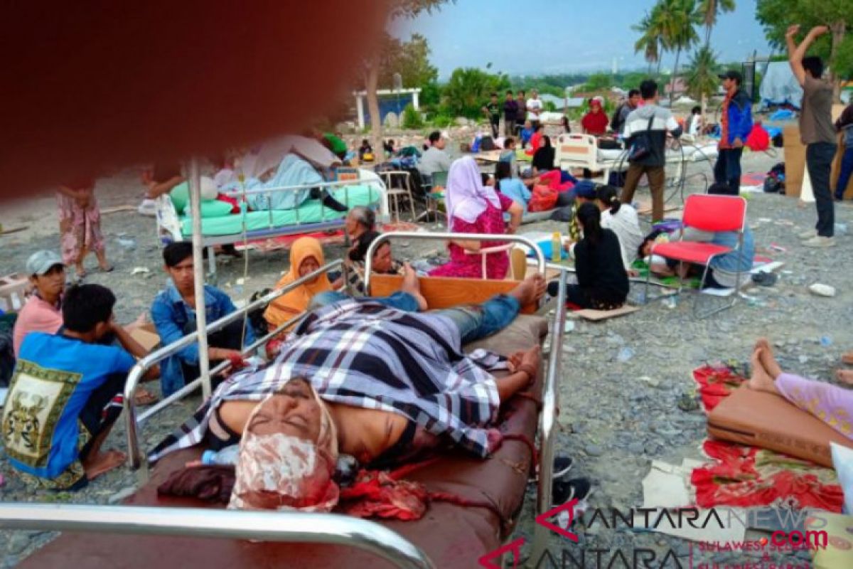 Posko Pengungsian Polda Sulteng Kekurangan Air Bersih