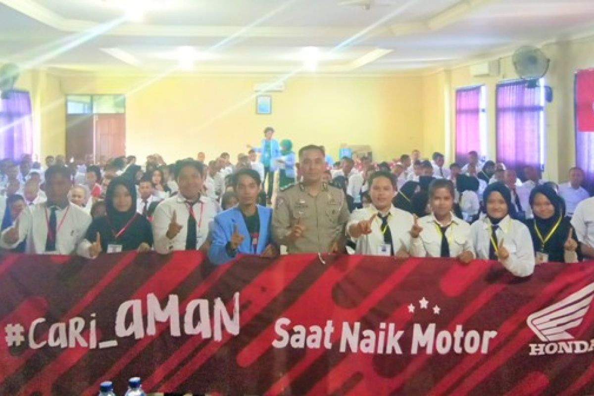 Honda terus kampanyekan #Cari_Aman dalam berkendara