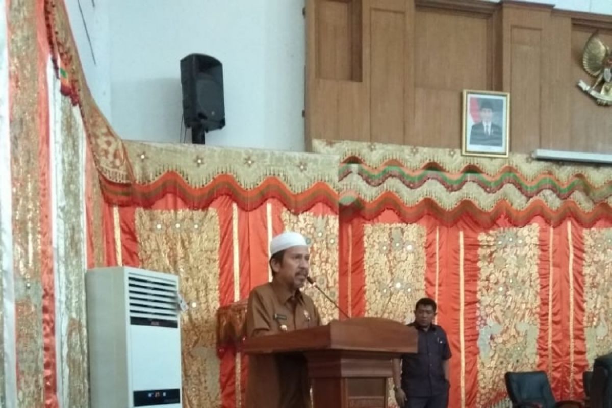 Syahiran lantik Yudesri sebagai Sekda Pasaman Barat