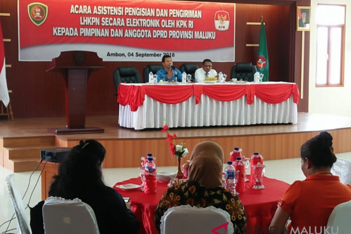 Tiga anggota DPRD Maluku lengkapi LHKPN