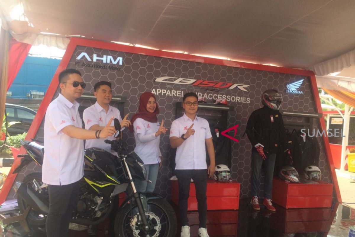 Honda luncurkan CB150 Streetfire & New Honda CBR250R