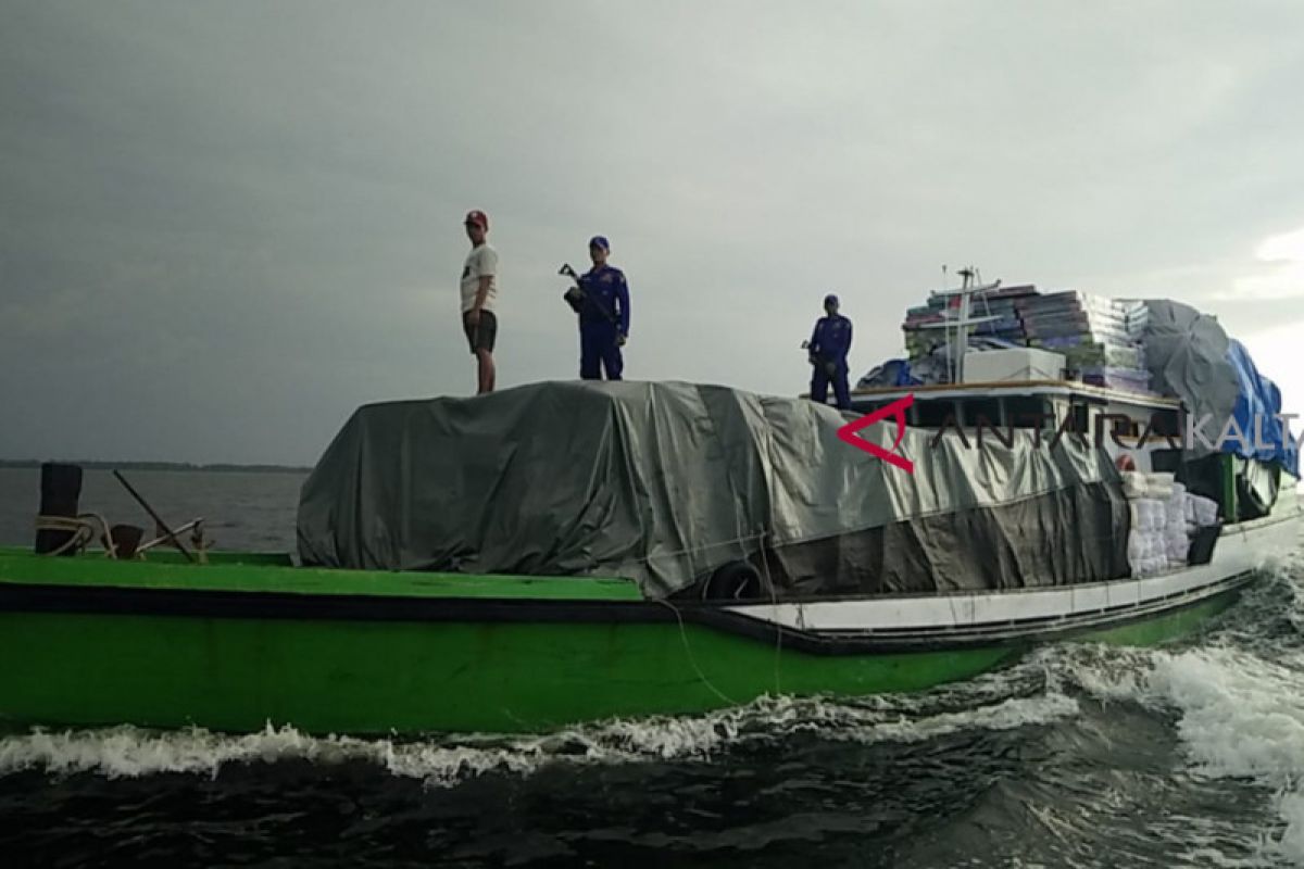 Polair tangkap kapal pengangkut gula pasir Malaysia