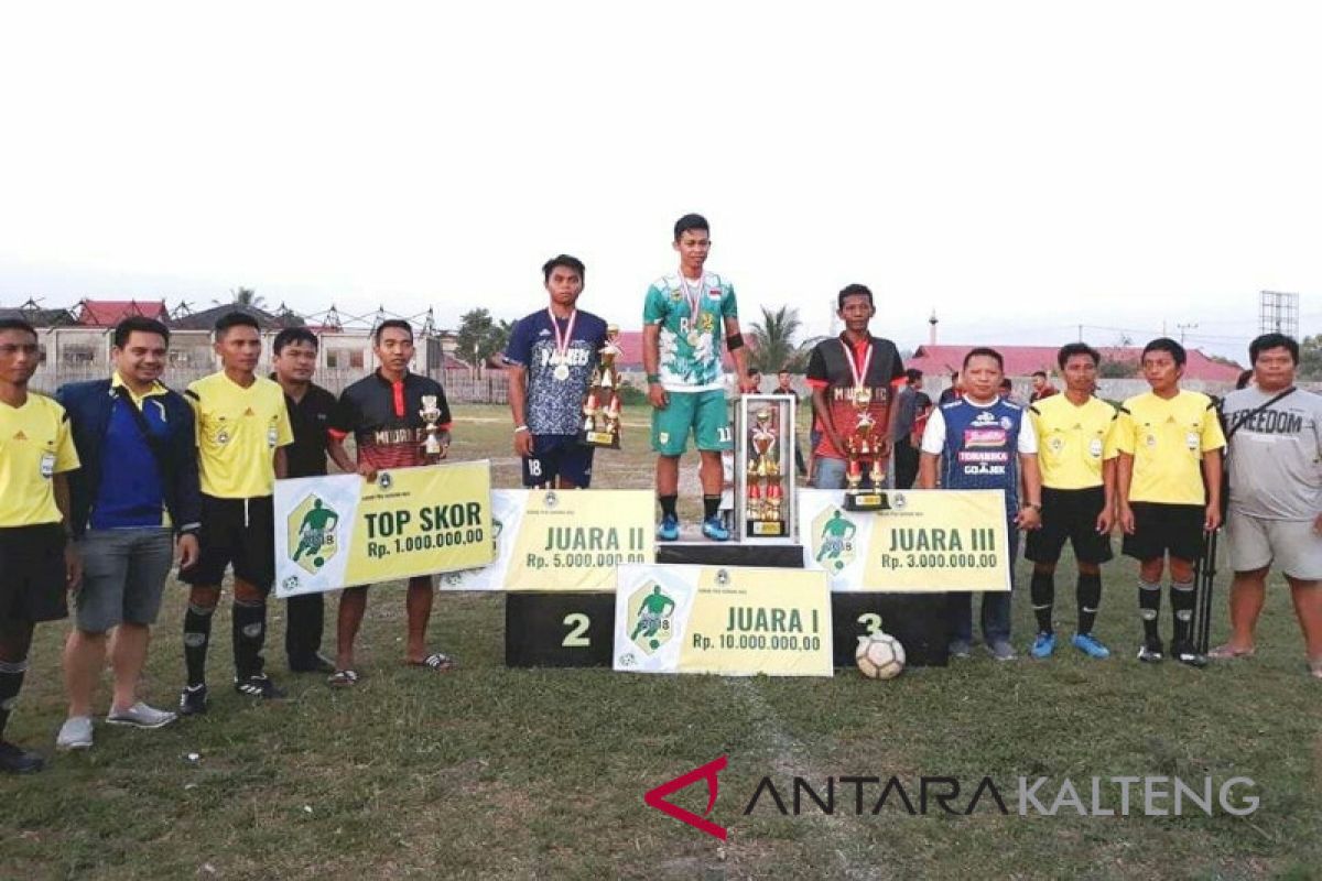 Kharisma FC juara bertahan PSSI Cup Gunung Mas