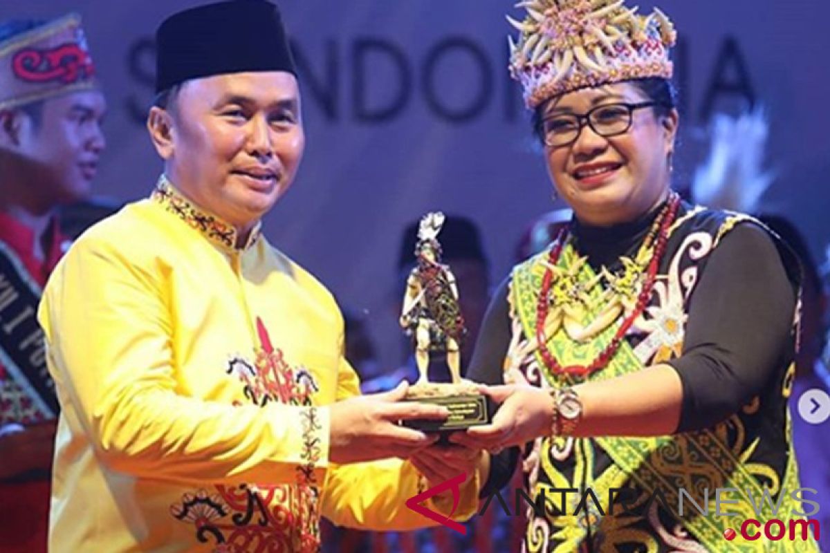 Gubernur Kalteng komitmen perhatikan kesejahteraan guru honor