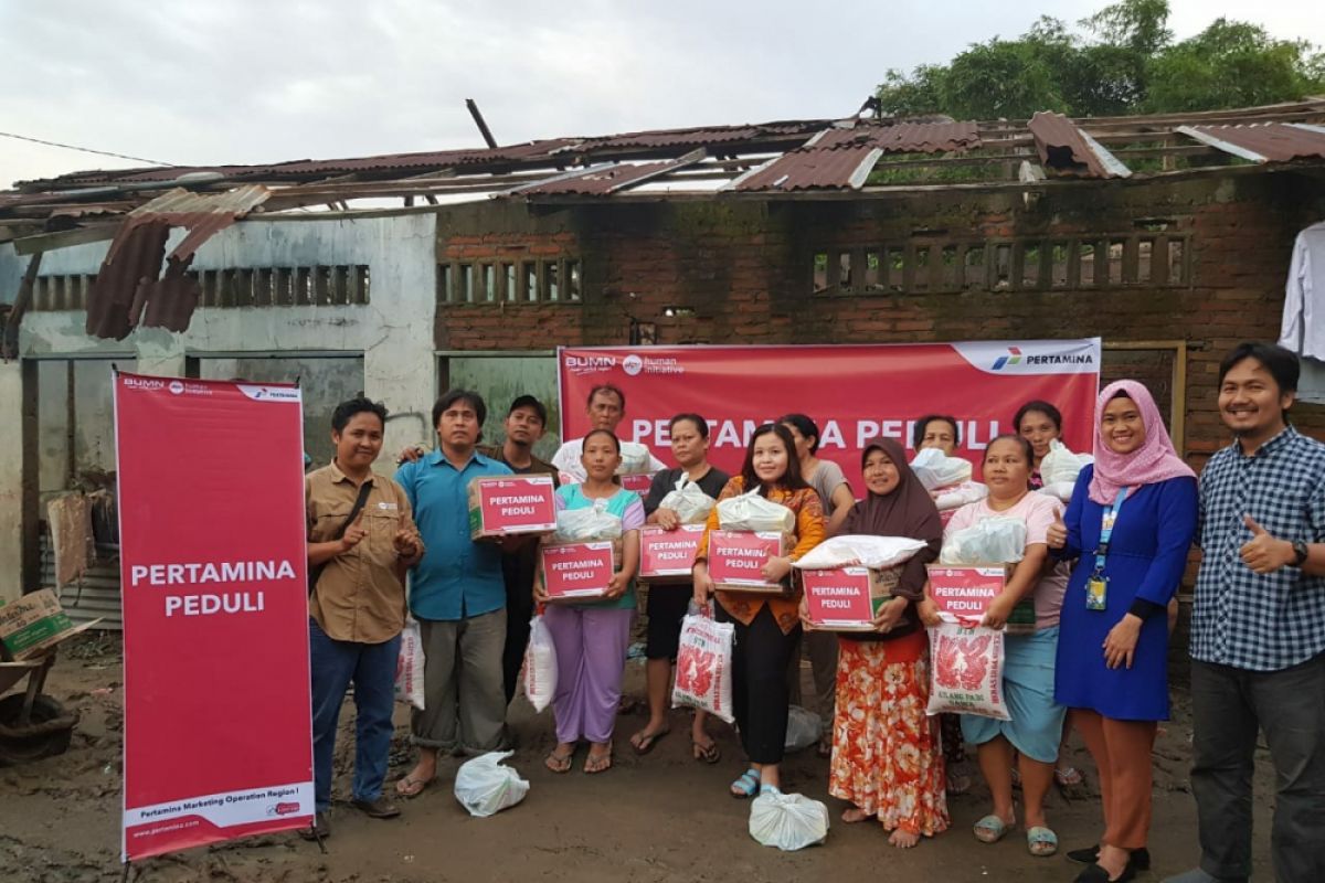 Pertamina beri bantuan korban banjir di Medan