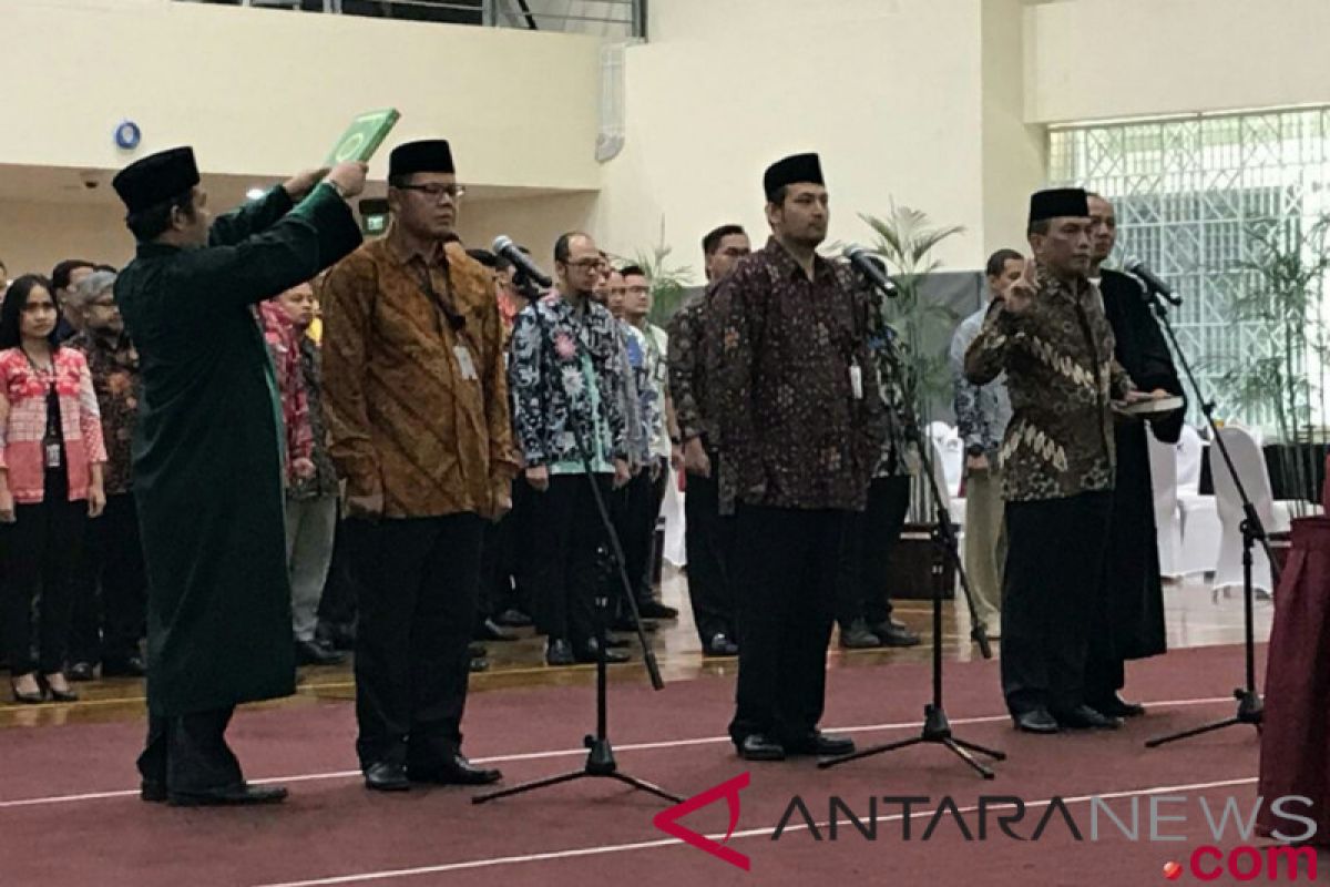 KPK Lantik Tiga Pejabat Baru