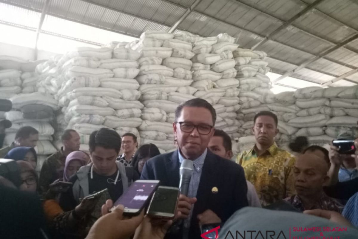 Gubernur Sulsel lepas ekspor bonggol jagung