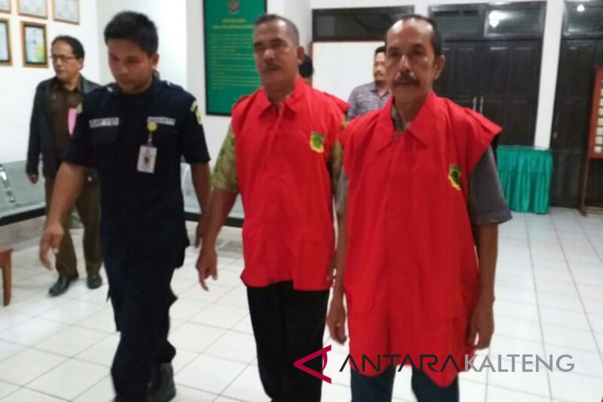 Kejari Barito Timur kembali menahan dua mantan kepala desa