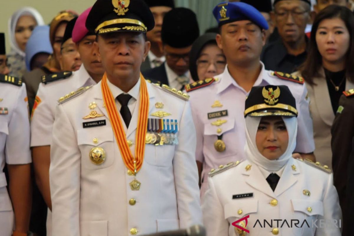 Gubernur lantik Walikota dan Wakil Walikota Tanjungpinang