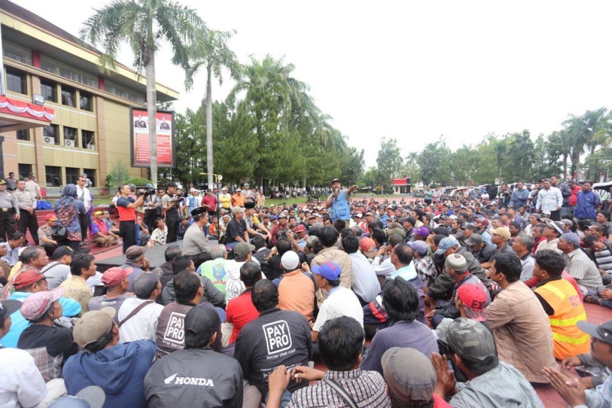 Kapolda Sumut kampanyekan pemilu damai ke pengemudi bentor