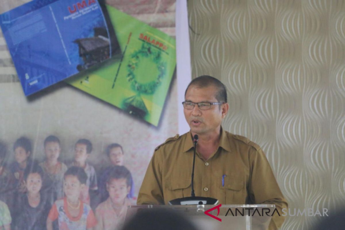 Merusak hutan berarti merusak budaya, kata Kadisdik Mentawai