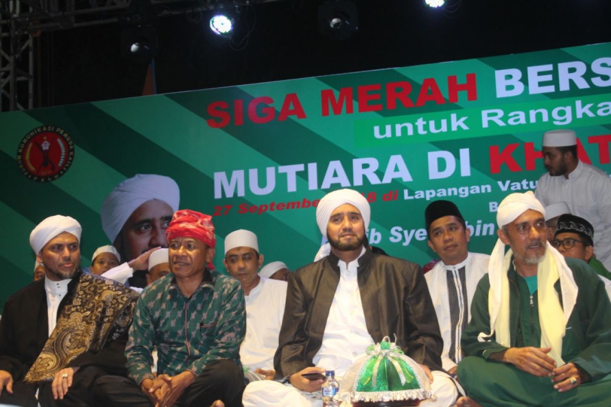 Palu pelihara kerukunan lewat dzikir dan salawat